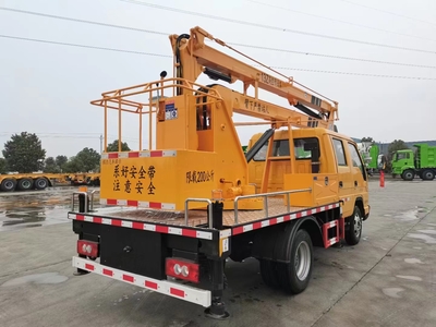 13米曲臂高空作業(yè)車與救護(hù)車市場參考價(jià)格分析